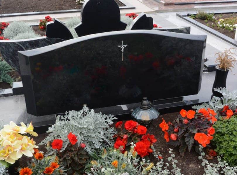 R. Kryžiaus akmens apdirbimo įmonė