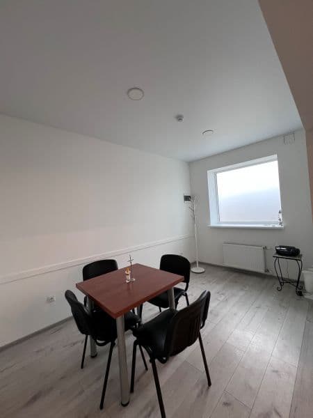 Gallery image 2